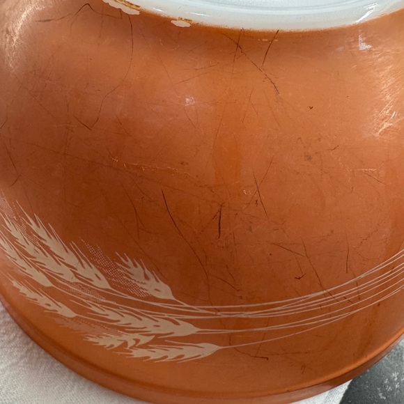 Pyrex Vintage Autumn Harvest wheat pattern orange mixing bowls set of 2 403 401 - Picture 10 of 10